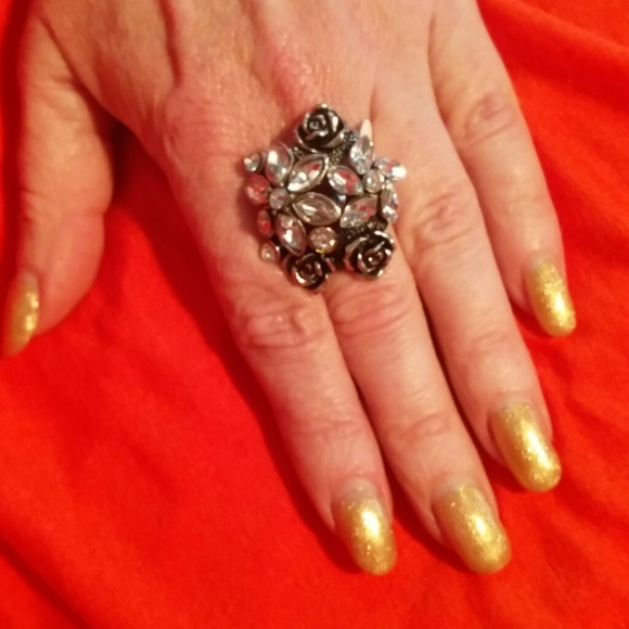 Jewelry - 3/$20 adjustable Rose rhinestone ring